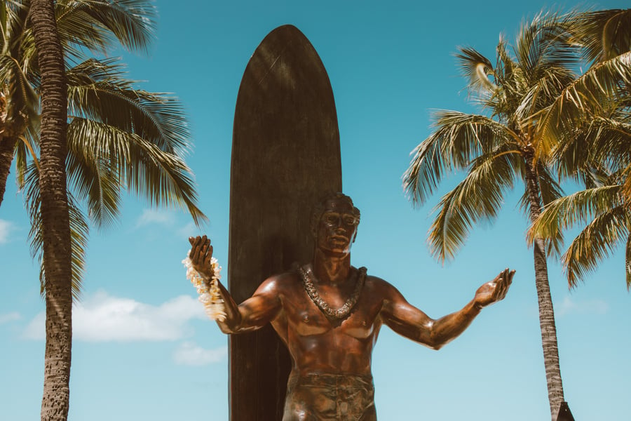 Man Statue Under Blue Sky